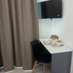 Rosy's House 4*