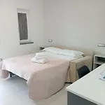 Rosy's House 4*